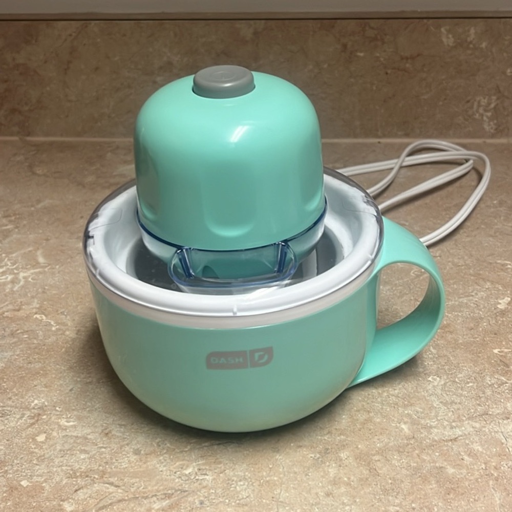 Dash My Mug Ice Cream Maker